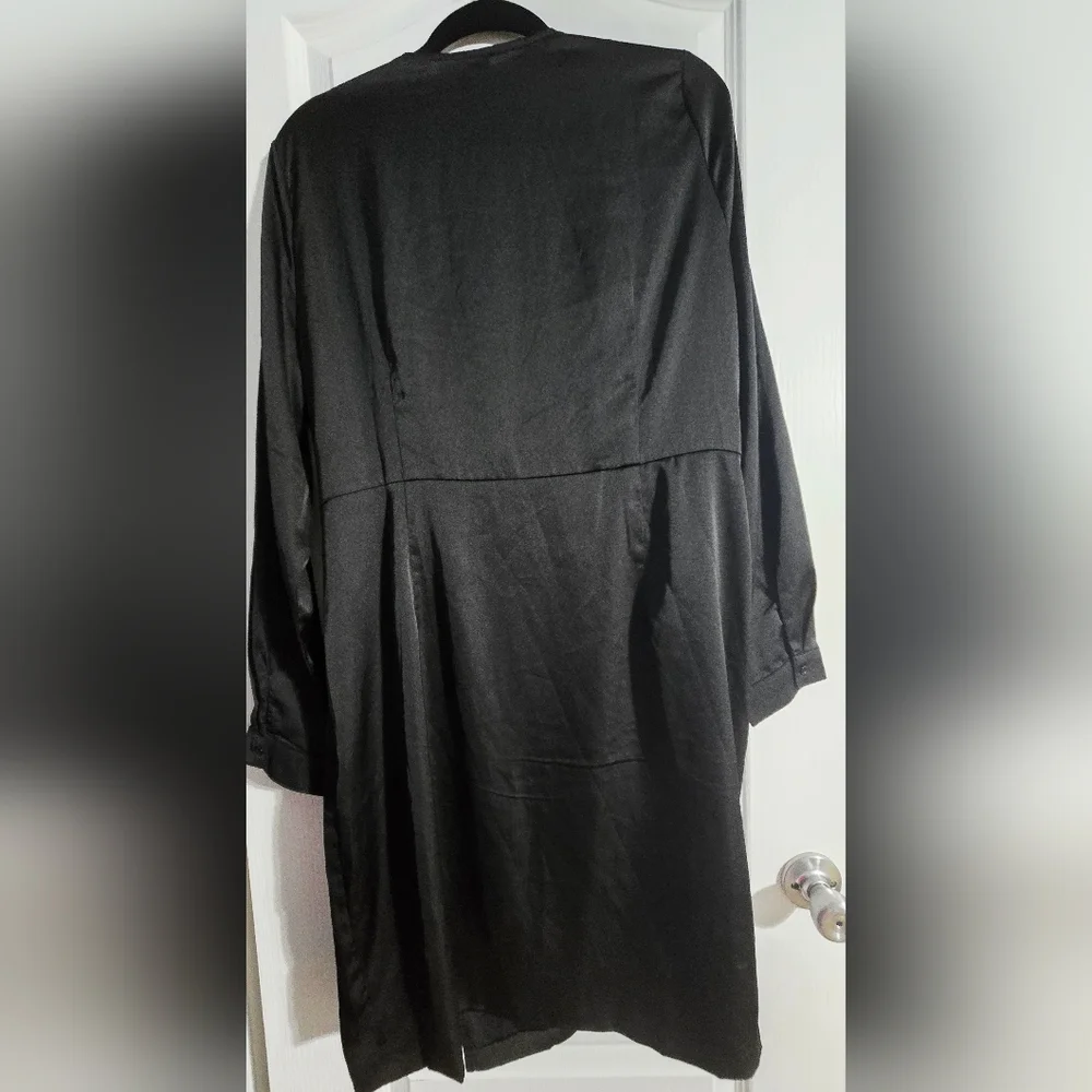 Fashion nova black satin twist‎ long sleeve mini dress 2XL